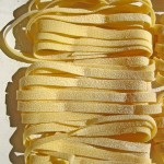 tagliatelles types de pâtes italiennes en ruban